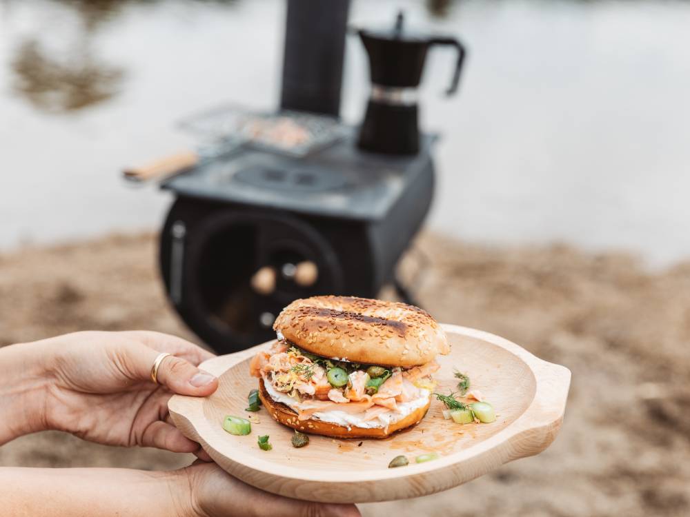 Recipe: Lightly Smoked Hot Salmon Bagel